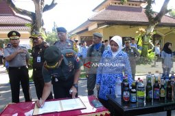 Ribuan Liter Minuman Keras Dimusnahkan