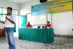 Mahasiswa IAIDU Asahan dibekali iImu jurnalistik