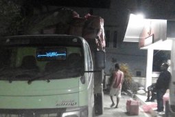 Polres Sanggau amankan 150 kotak balon ilegal
