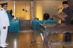 Bupati Situbondo Lantik Kades PAW Terpilih