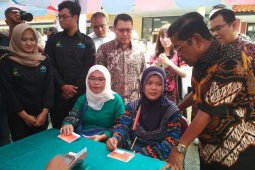 500 keluarga di Bandung terima Bansos PKH