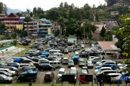 Kebersihan Parapat Danau Toba supaya dijaga