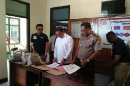 Tujuh pemilik tiga ton cinnabar diamankan