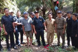 WH Singkil arahkan petani aren produksi gula merah