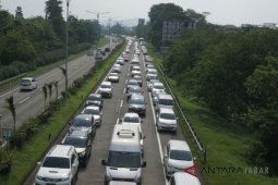 Ke Bandung? Cari gerbang selain Pasteur aja