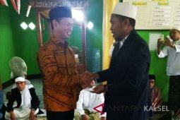 Pemkab Batola Bangun Ruas Jalan Kutabamara