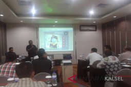 Pelatihan Flatform Tunggal