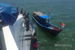 Pemusnahan "trawl" nelayan di Mukomuko bertahap