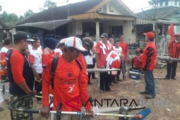 Partai pengusung "Mulya" gelar bakti sosial