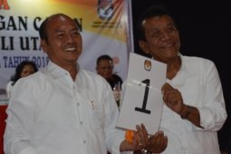 Nikson-Sarlandi unggul 57,7 persen versi Charta Politica