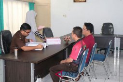 Polisi limpahkan berkas dua tersangka OTT PNS Rejang Lebong