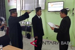 Panwaslu Bangka Tengah lantik PAW anggota Panwascam