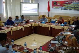 Imigrasi: Perlakukan Orang Asing Dengan Bijak