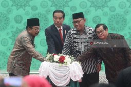 Presiden Resmikan Gedung Bundar Unisma (Video)