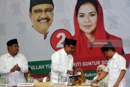 Relawan Sapu Bersih