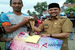 Galacticos Bireuen juara Karya Utama