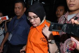 KPK geledah tiga lokasi terkait suap hakim PN Tangerang