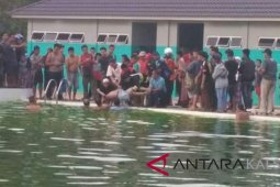 A Young Man Found Died in Swimming Pool
