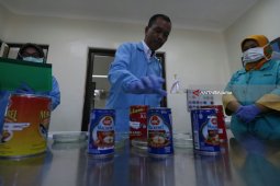 Tujuh Produk Kemasan Ikan Makarel Bercacing Parasit dari Surabaya (Video)