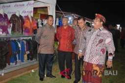 Pemkab Buleleng bangkitkan UKM industri kreatif-seni