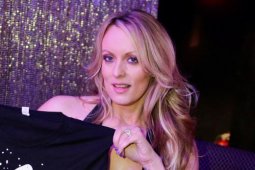 Aktris porno Stormy Daniels gugat Trump atas "Kesepakatan Diam"