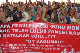 Guru Honor Tuntut Pengangkatan