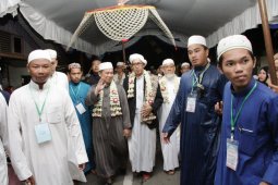 Wali Kota Hadiri Peringatan Isra Mi'raj di Masjid Al Karomah