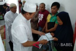 Baznas Bangka Tengah memberi bantuan modal usaha