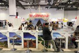 Tur "Adventure" Lombok tuk Wisman Singapura (Video)