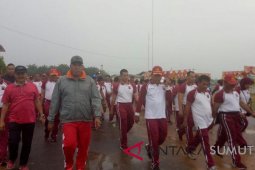 Kapolda tanam ratusan tanaman buah
