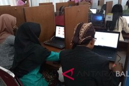"Kelas Maya" bukan "Kemajuan Maya" untuk siswa-guru (video)