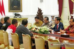Di Istana Presiden Terima Perwakilan Ojek Daring (Video)