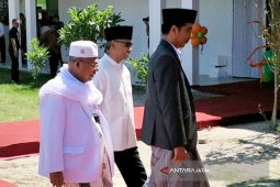 Jokowi Hadiri Peluncuran LKSM An Nawawi Serang