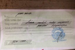 Penjual Makanan di HST Keluhkan Pungli