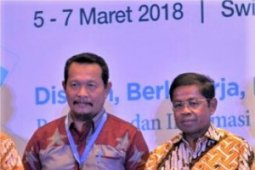 Tanah Bumbu Terima Penghargaan dari Kemensos