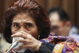 Menteri Susi larang air mineral  kemasan plastik pada acara KKP