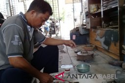 Perajin pewter di Pangkalpinang sulit tambah pekerja