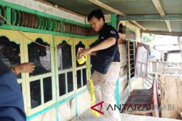 Polisi "hancurkan"rumah tempat pesta narkoba