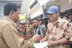 Warga perbatasan terima sertifikat tanah