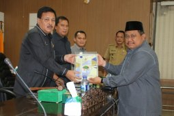 Bupati Sampaikan LKPj TA 2017