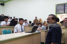 Pakde Karwo: UNBK untuk Lihat Kualilitas Pendidikan (Video)
