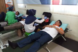 Puluhan Pegawai BKIPM Surabaya Ikuti Donor Darah