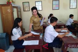 Hari Kedua USBN Wali Kota-Kadis Pendidikan ke SMP St.Rafael