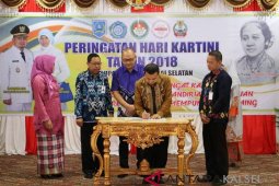 HSS Peringati Hari Kartini