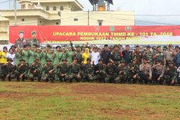 Kodim Tanah Bumbu Bangun Jalan Tiga Km