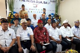 HUT Kementerian BUMN, Menteri Rini gelar aksi bersih-bersih