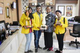 Tim Debat ULM sabet piala bergilir Soediman Kartohadiprodjo