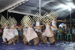Tari "Encek Grenjeng" Bojonegoro Tampil di Surabaya Jumat