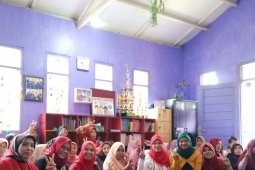 Ineu intensif sosialiasikan program unggulan Yossi-Aries