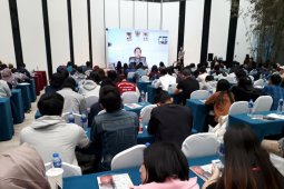 Menkominfo Beri Kuliah Jarak Jauh Mahasiswa Beijing